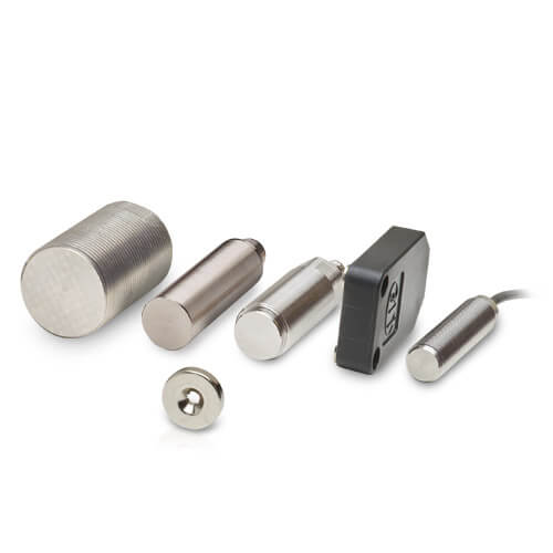 Magneto-inductive distance sensors